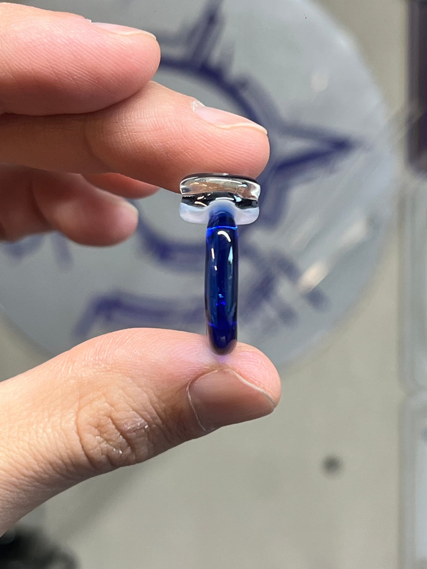 Ring size 4.5 - Shark Mille, cobalt & glowstick (UV)