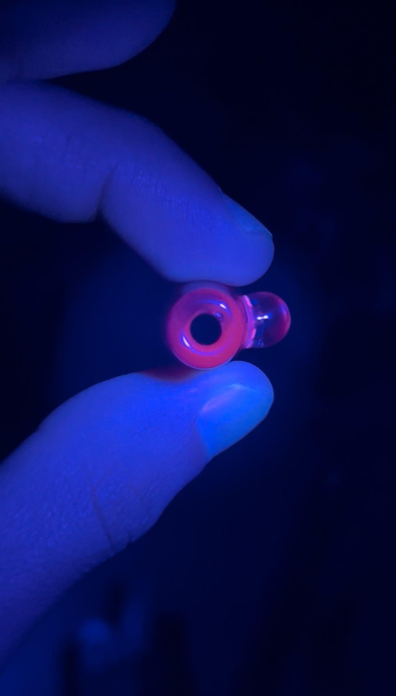 Tip - Charizard mille, Ruby lite, Poppy, Pink Proton (UV), Silver fume.