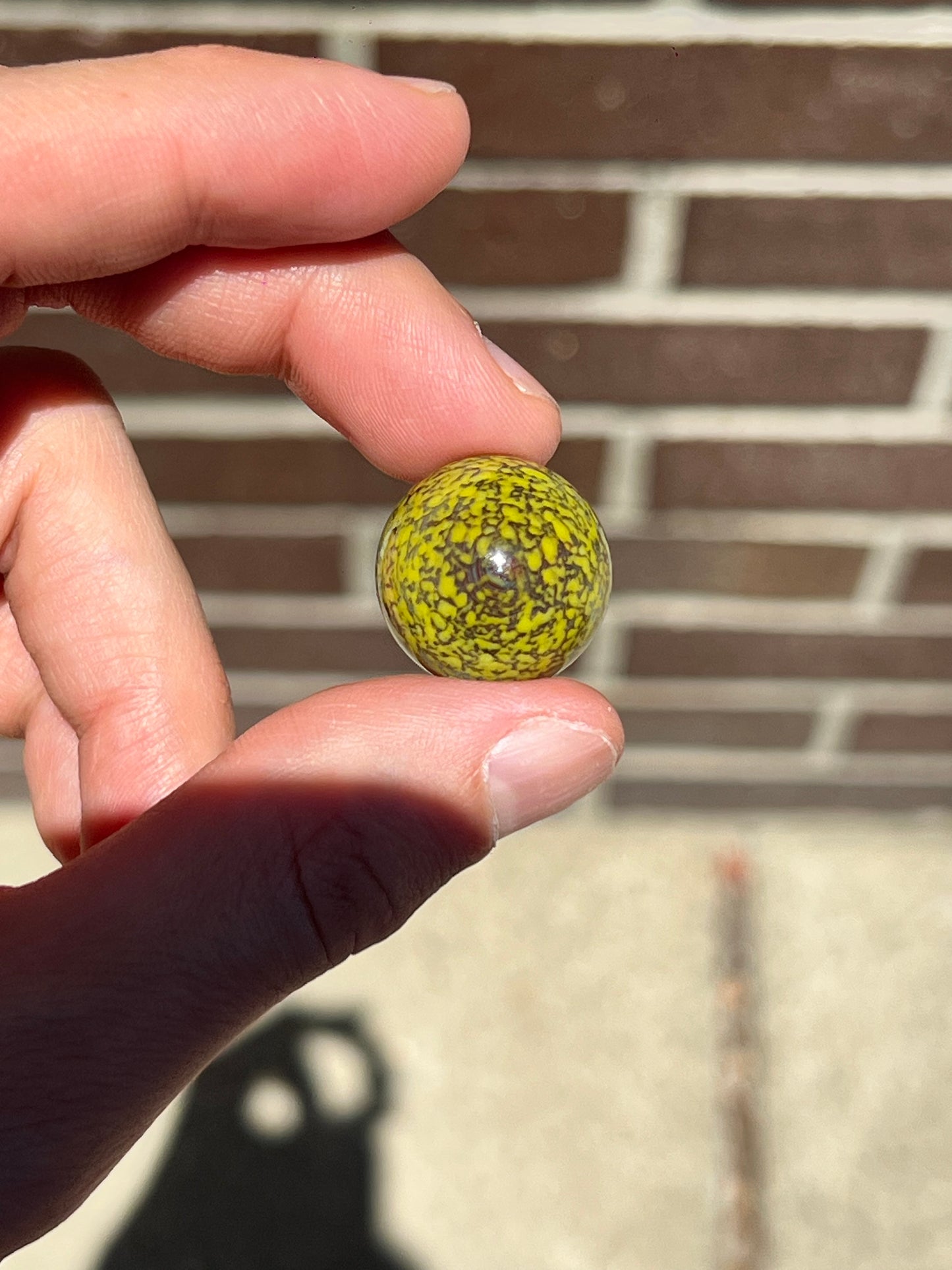 Marble - Vortex, canary frit