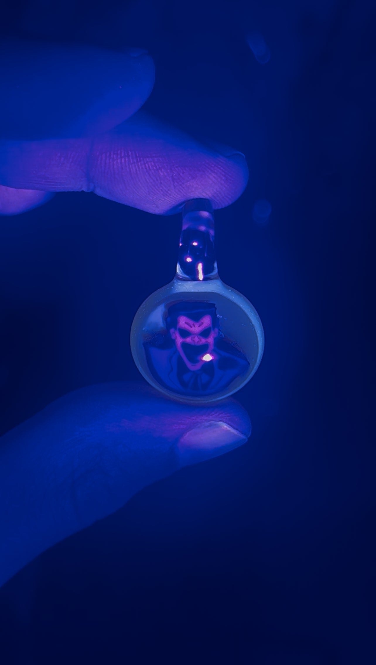 Pendant - Joker Mille (UV)