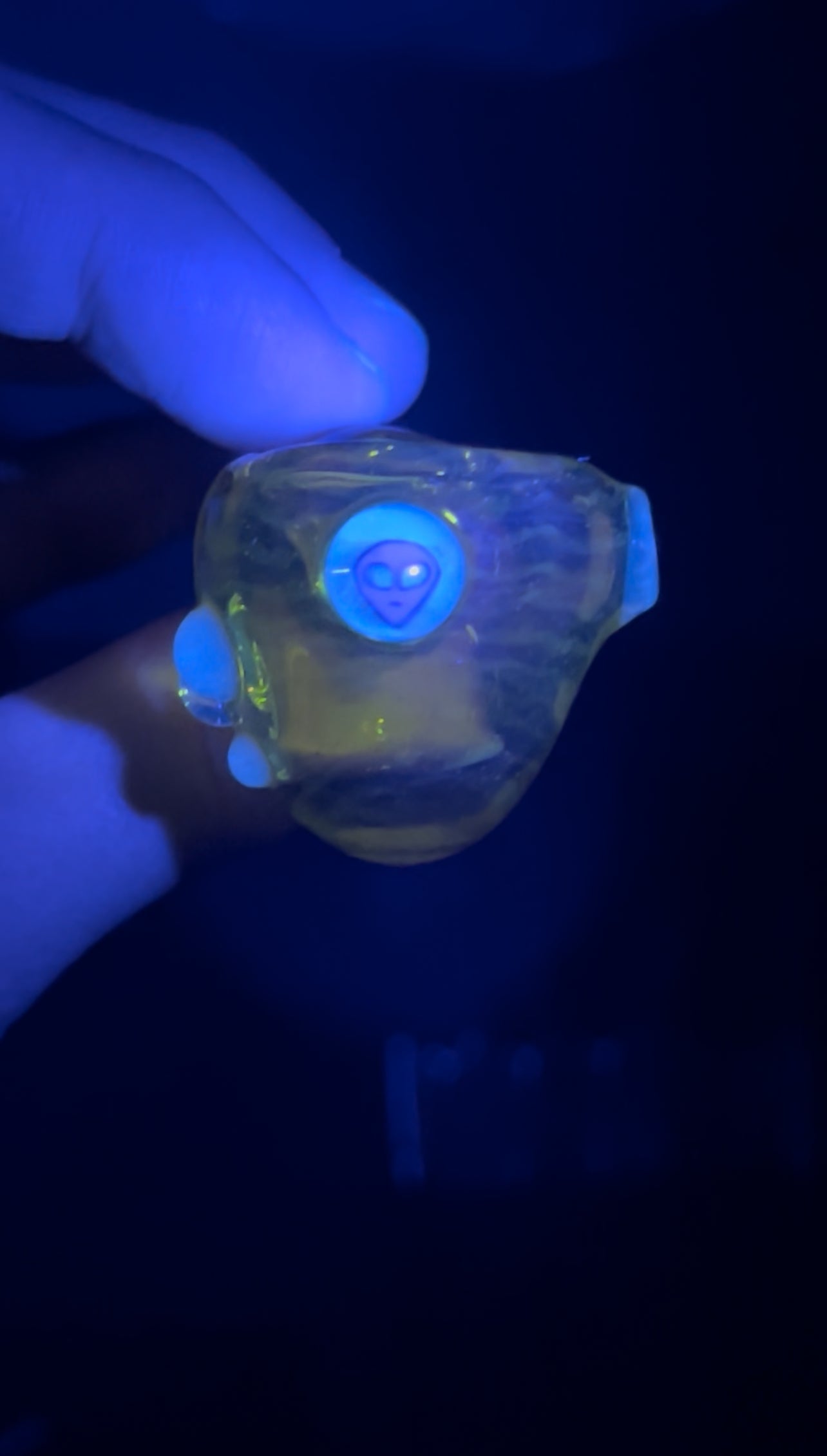 Pipe - terps / blu-v (UV), alien / 420 mille