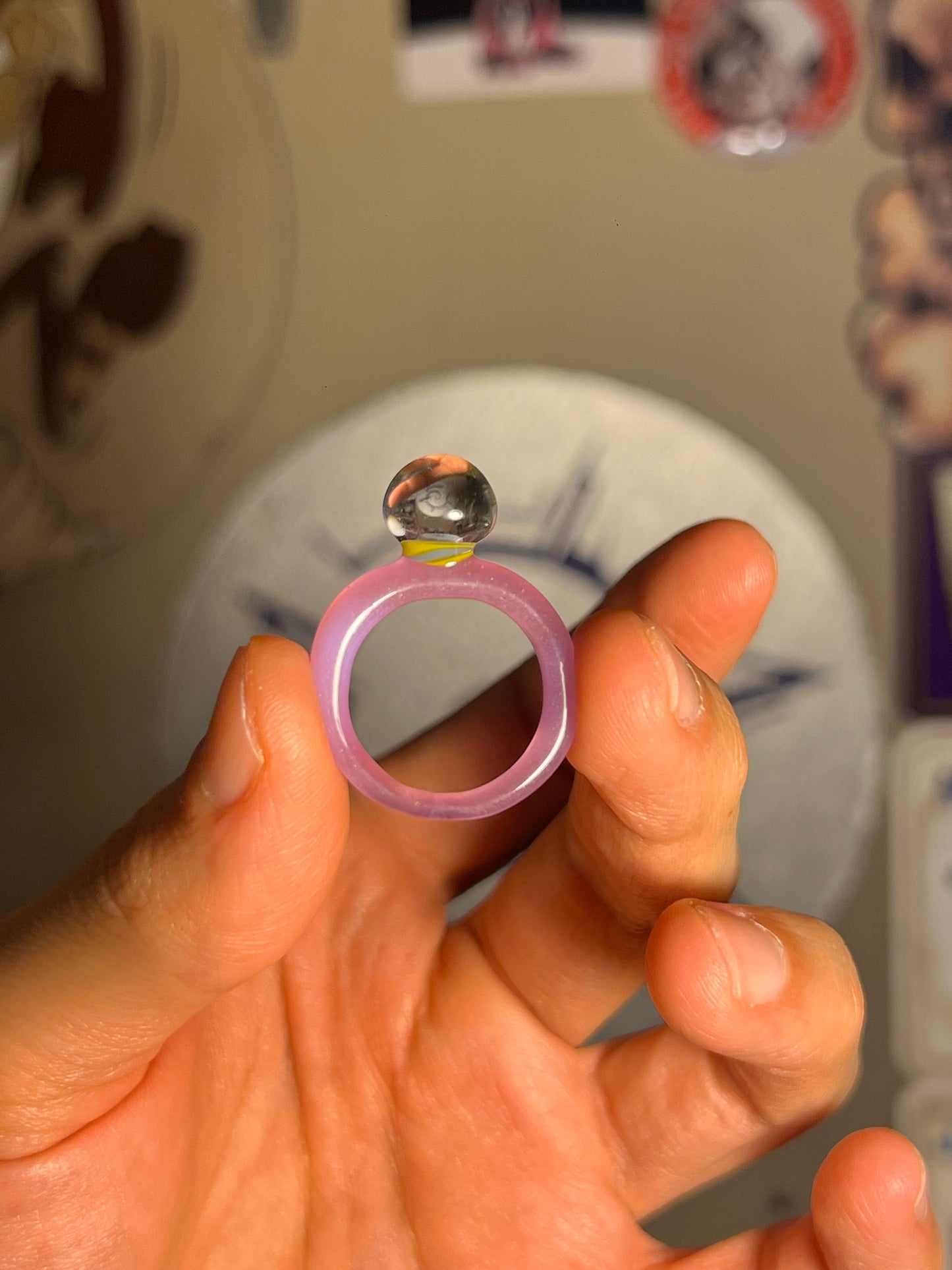 Ring size 7.5 - Hulk , 420 Mille (CFL/UV)